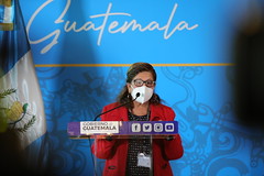 Conferencia de prensa semanal by Gobierno de Guatemala