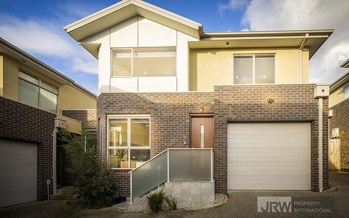 5/143-145 Woodhouse Grove, Box Hill North Vic 3129