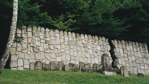 Pierres tombales de l'ancien cimetière juif, Kazimierz Dolny, district de Puławy, voïvodie de Lublin, Pologne.