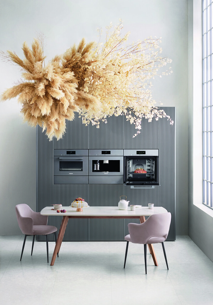 【圖說7-2】Miele 全新Gen7000系列，推出電烤箱、蒸烤箱、咖啡機、真空包裝機等七項廚房家電
