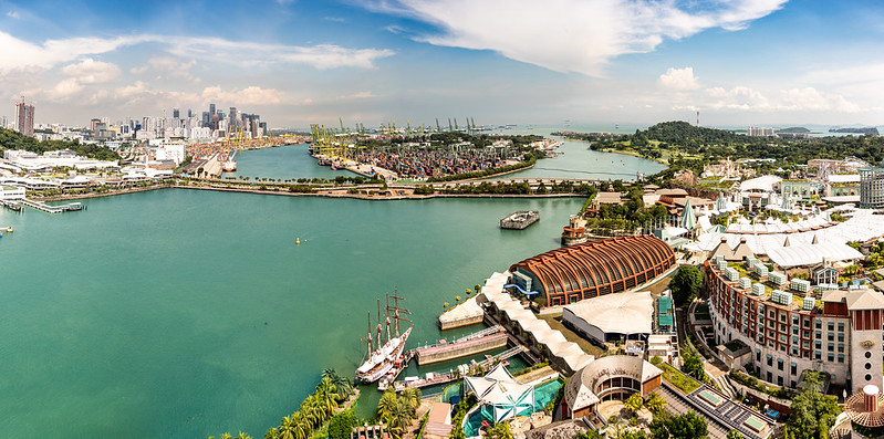 View from Cable Car, Singapore<br/>© <a href="https://flickr.com/people/91328451@N06" target="_blank" rel="nofollow">91328451@N06</a> (<a href="https://flickr.com/photo.gne?id=51767982102" target="_blank" rel="nofollow">Flickr</a>)