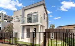 22 Nunkeri Court, Clyde North Vic