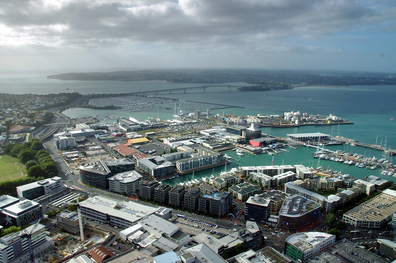 2014-01-17_18-33-45_NZ_Auckland<br/>© <a href="https://flickr.com/people/96541566@N06" target="_blank" rel="nofollow">96541566@N06</a> (<a href="https://flickr.com/photo.gne?id=51801238387" target="_blank" rel="nofollow">Flickr</a>)