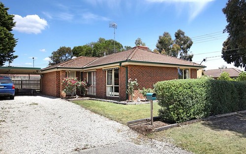 2 Rosemary Ct, Carrum Downs VIC 3201