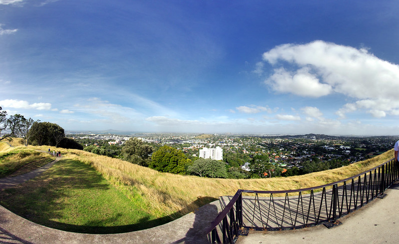 2014-01-17_17-50-00_NZ_Auckland_pano-11_images<br/>© <a href="https://flickr.com/people/96541566@N06" target="_blank" rel="nofollow">96541566@N06</a> (<a href="https://flickr.com/photo.gne?id=51802127281" target="_blank" rel="nofollow">Flickr</a>)