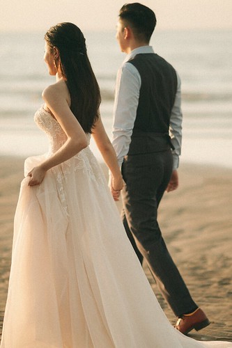 【婚紗】Vivian & Brian / 約會婚紗 / 沙崙海灘
