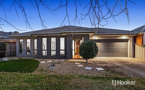12 Halifax Ct, Point Cook VIC 3030