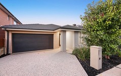 57 Graziers Crescent, Clyde North Vic