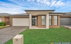 24 Stature Avenue, Clyde North Vic