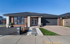 41 Simmental Drive, Clyde North Vic