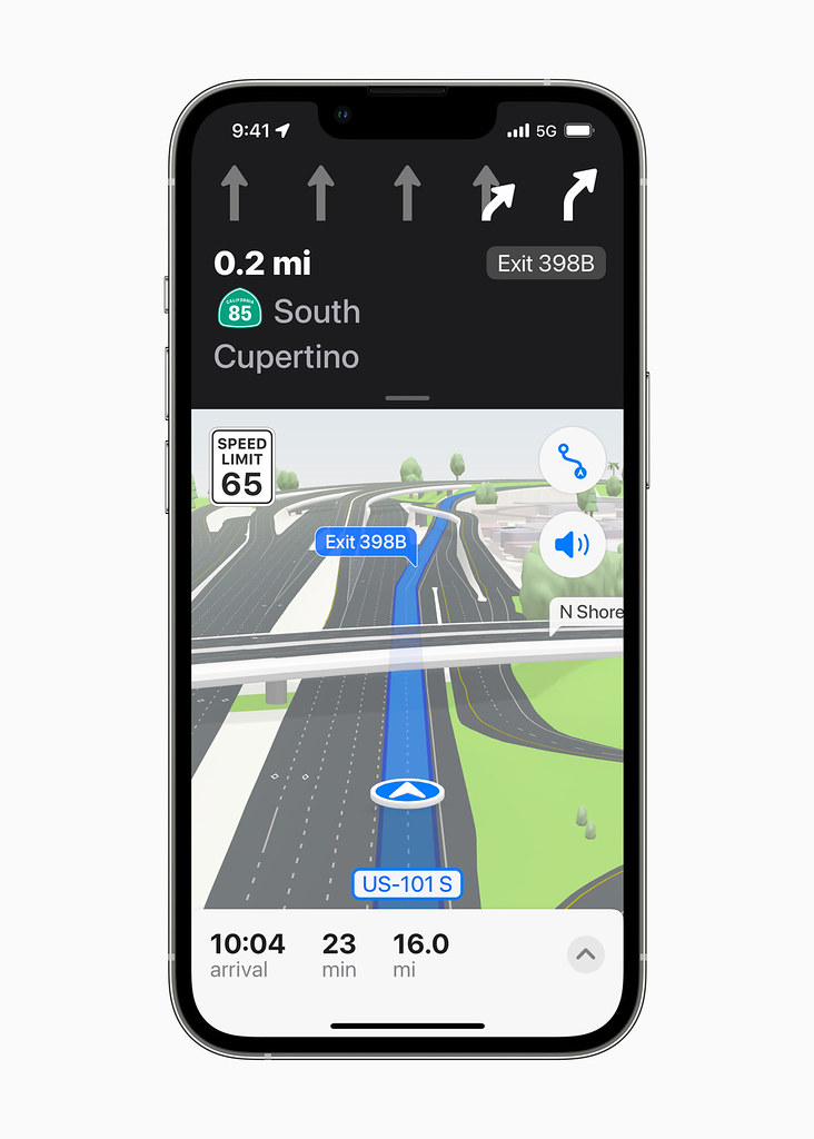 Apple_Apps-and-Services-Update_Maps-Navigation