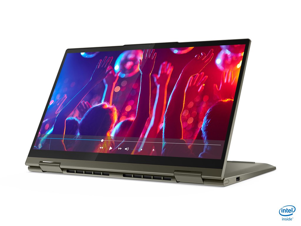 【新聞照片6】Yoga 7i 提供筆電和平板兩種使用模式，優惠價NT30,990元起。