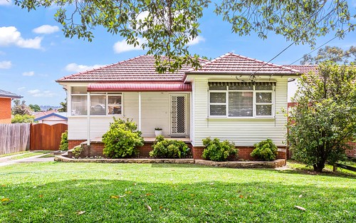 6 Favell St, Toongabbie NSW 2146