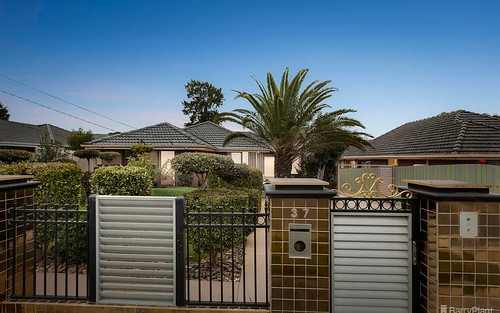 37 Fromhold Drive, Doncaster VIC 3108