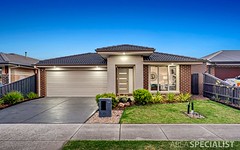 13 Campaspe Street, Clyde North VIC