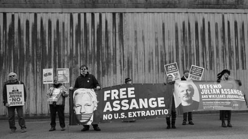 Free Assange protest outside Belmarsh