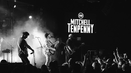 Mitchell Tenpenny with Alana Springsteen - January 28, 2022