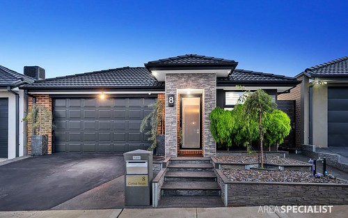 8 Catfish Street, Clyde North VIC 3978