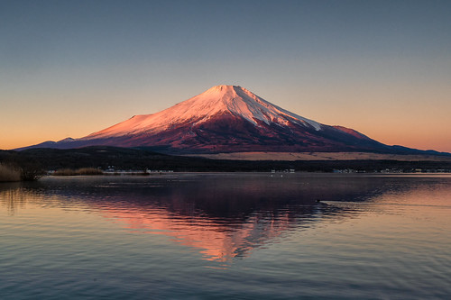Beni-Fuji at Lake Yamanaka