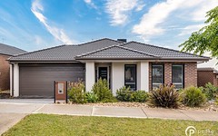 17 Wheelwright Street, Clyde North Vic