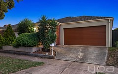 13 Carina Court, Point Cook VIC