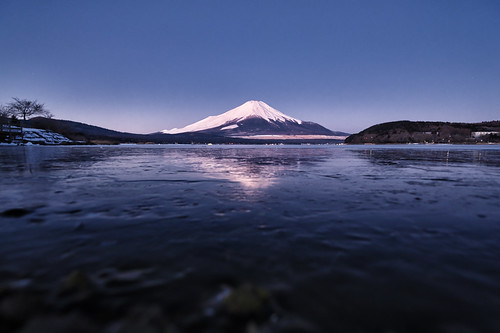 Before sunrise at icy Lake Yamanaka