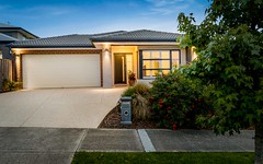 16 Levens Way, Officer VIC