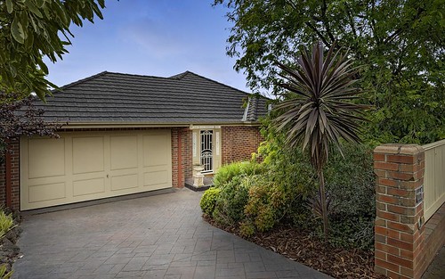 17 Woodhouse Gr, Box Hill North VIC 3129