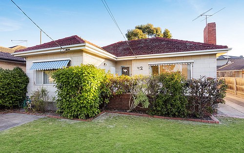 78 Parkmore Rd, Bentleigh East VIC 3165