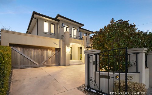 125 Marriage Rd, Brighton East VIC 3187