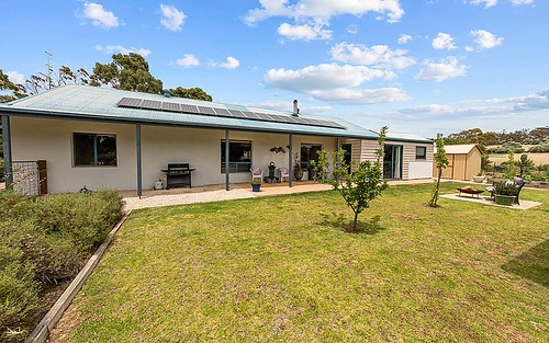 34 West Road, Watervale SA