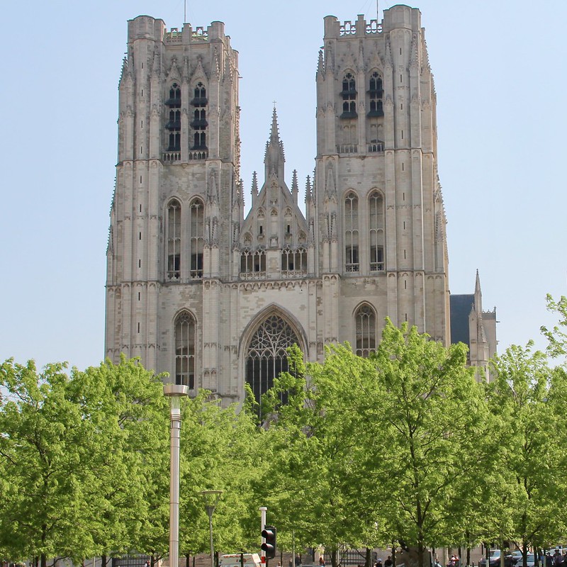 Cathedral of St. Michael and St. Gudula<br/>© <a href="https://flickr.com/people/28402310@N06" target="_blank" rel="nofollow">28402310@N06</a> (<a href="https://flickr.com/photo.gne?id=51943275937" target="_blank" rel="nofollow">Flickr</a>)