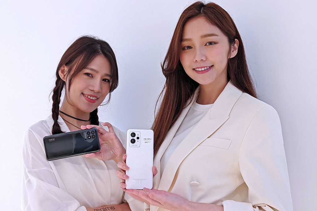 realme GT2 Pro「紙」感新機登場、首搭Snapdragon 8 Gen 1處理器!narzo 50同步推出 2 realme 220322-2
