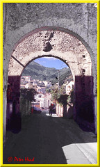 View through archway, Ravello 2