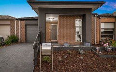 16 Pleven Rise, Clyde North Vic