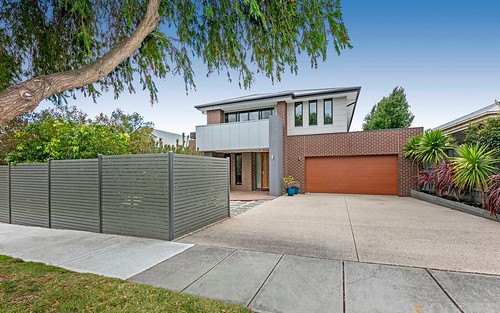 9 Connie St, Bentleigh East VIC 3165