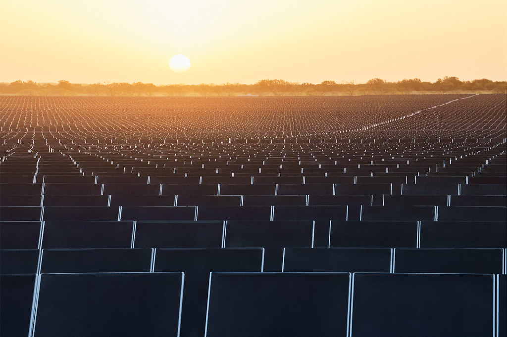 Apple-renewable-energy-Radian-Solar-Brown-County-TX
