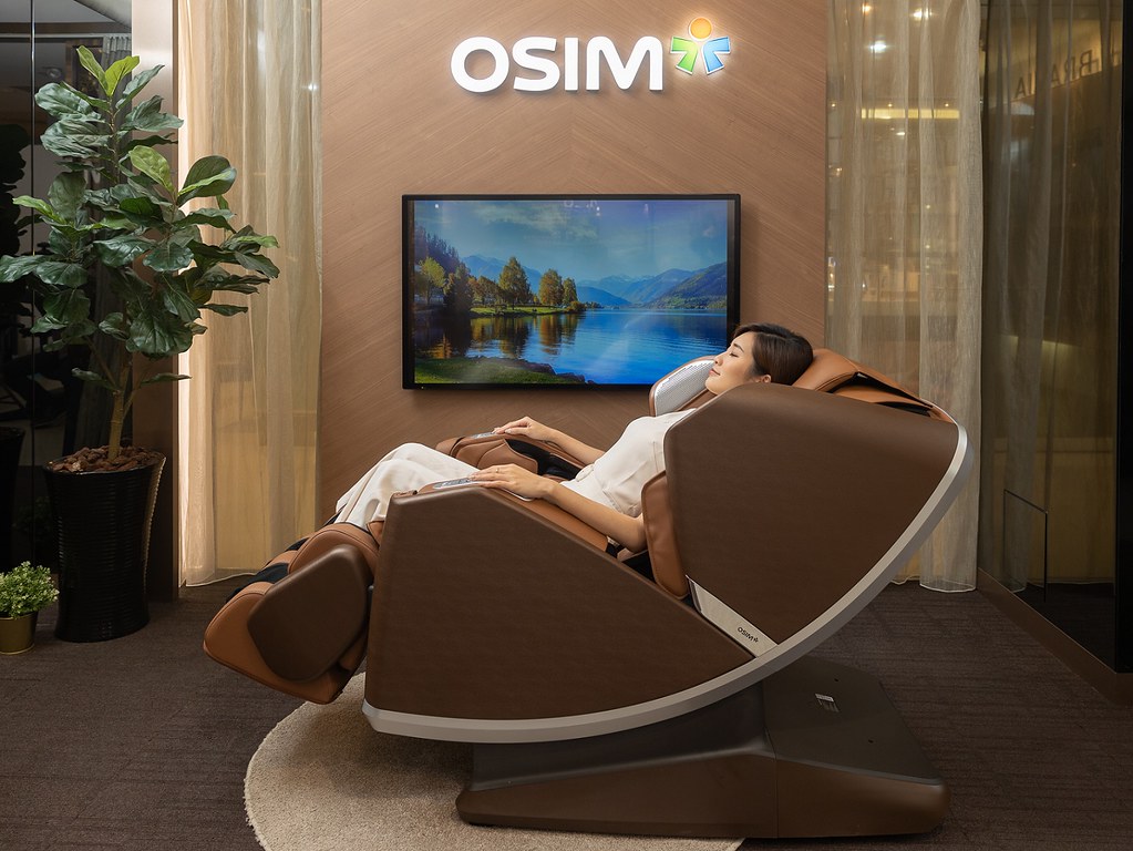 OSIM減壓養身椅 Model體驗照 (3)