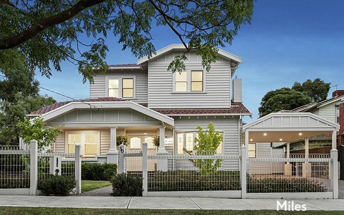 30 Townsend St, Ivanhoe East VIC 3079