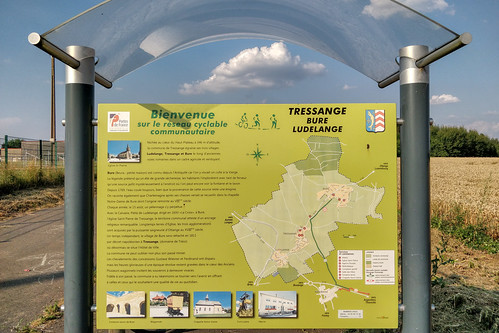 Information board in Tressange