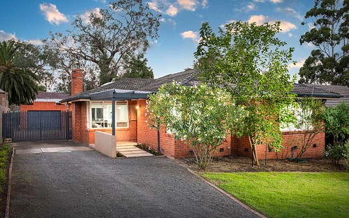 9 Queenstown Rd, Boronia VIC 3155