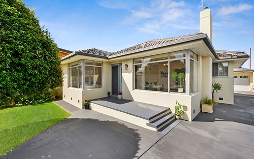 1/18 Maple Crescent, Bell Park Vic