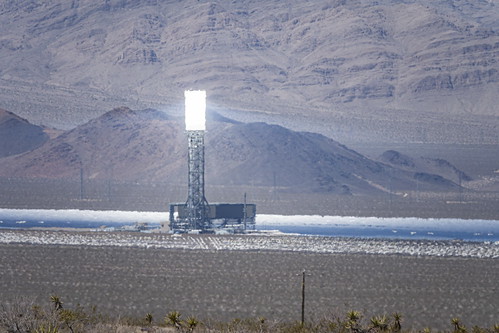 Heating tower at Ivanpah Solor Electric Generating Plant-03 4-20-22