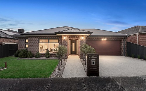 44 Manor House Dr, Epping VIC 3076