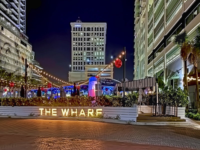 The Wharf, City of Fort Lauderdale, Broward County, Florida, USA<br/>© <a href="https://flickr.com/people/126251698@N03" target="_blank" rel="nofollow">126251698@N03</a> (<a href="https://flickr.com/photo.gne?id=52046169038" target="_blank" rel="nofollow">Flickr</a>)