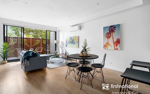 5/13 Churchill St, Doncaster East VIC 3109