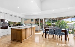 18 View Mount Road, Wheelers Hill VIC