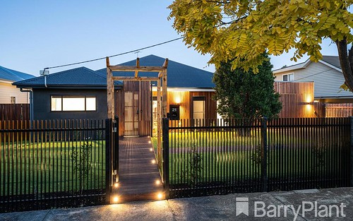 21 Peary St, Belmont VIC 3216