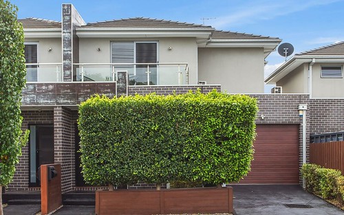 34B Lincoln Dr, Keilor East VIC 3033