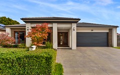 8 Quahlee Court, Woodend VIC